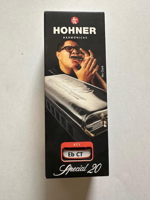 Hohner Special 20 Country Tuned Includes Free USA Shipping
